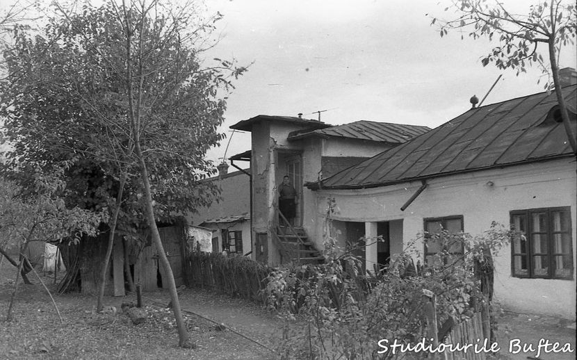 Dincolo De Bariera - Dincolo De Bariera 1965