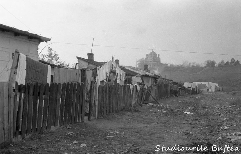 Dincolo De Bariera - Dincolo De Bariera 1965