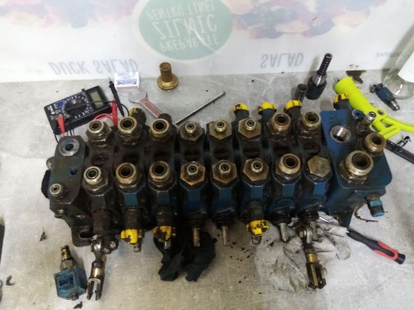 Distribuitor komatsu,  REXROTH BOSCH - Rexroth Bosch