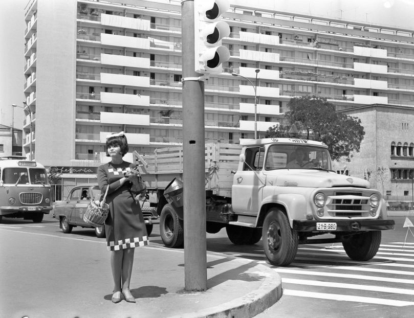 Un Film Cu O Fata Fermecatoare - Un Film Cu O Fata Fermecatoare 1966