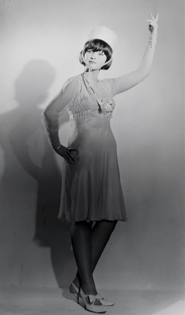 Un Film Cu O Fata Fermecatoare - Un Film Cu O Fata Fermecatoare 1966