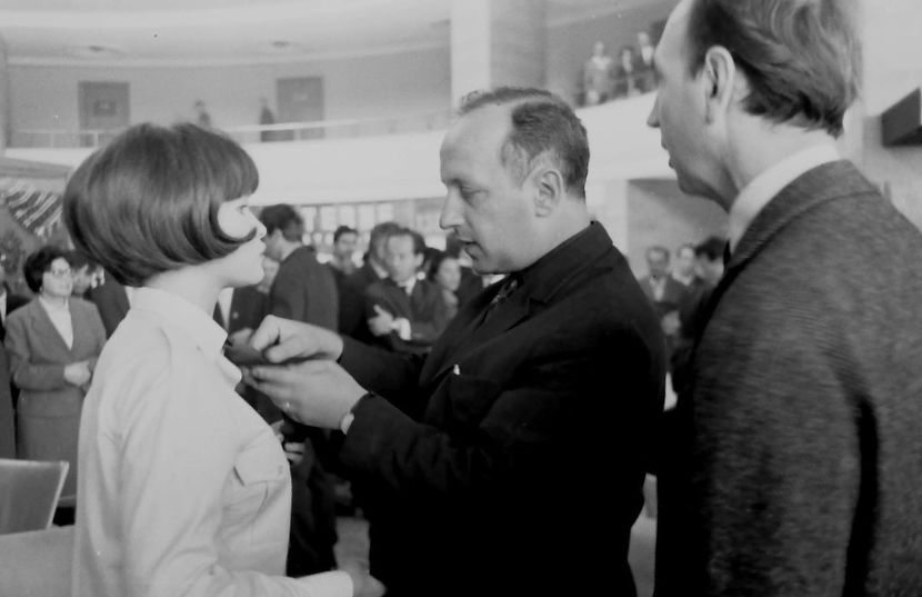 Un Film Cu O Fata Fermecatoare - Un Film Cu O Fata Fermecatoare 1966