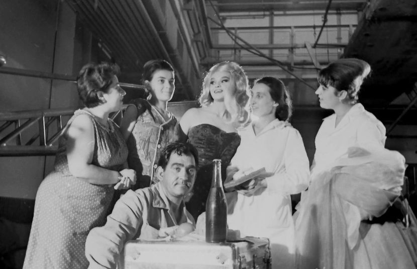 Un Film Cu O Fata Fermecatoare - Un Film Cu O Fata Fermecatoare 1966
