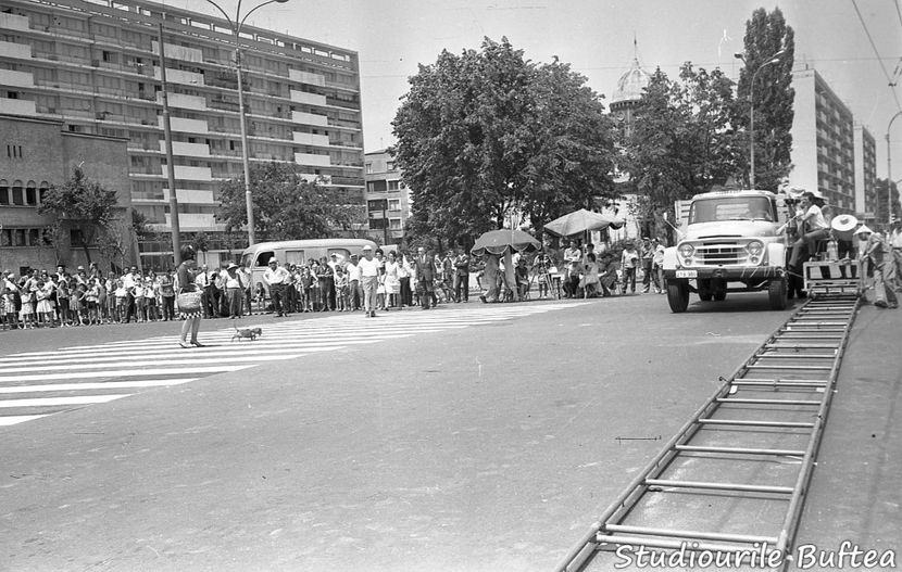 Un Film Cu O Fata Fermecatoare - Un Film Cu O Fata Fermecatoare 1966