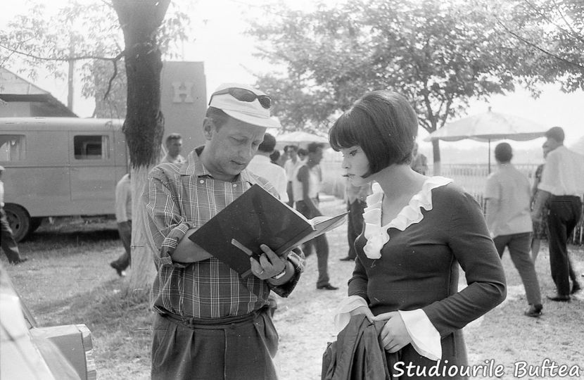 Un Film Cu O Fata Fermecatoare - Un Film Cu O Fata Fermecatoare 1966