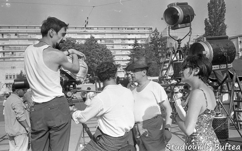 Un Film Cu O Fata Fermecatoare - Un Film Cu O Fata Fermecatoare 1966