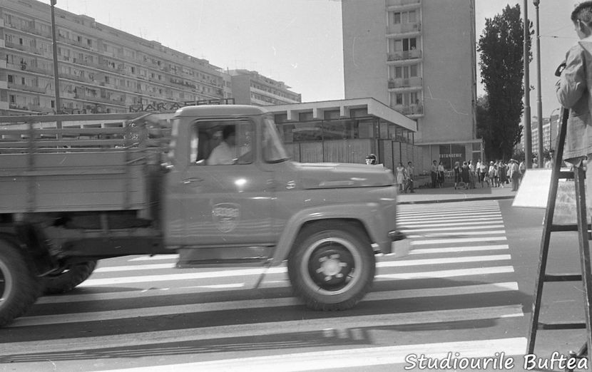 Un Film Cu O Fata Fermecatoare - Un Film Cu O Fata Fermecatoare 1966