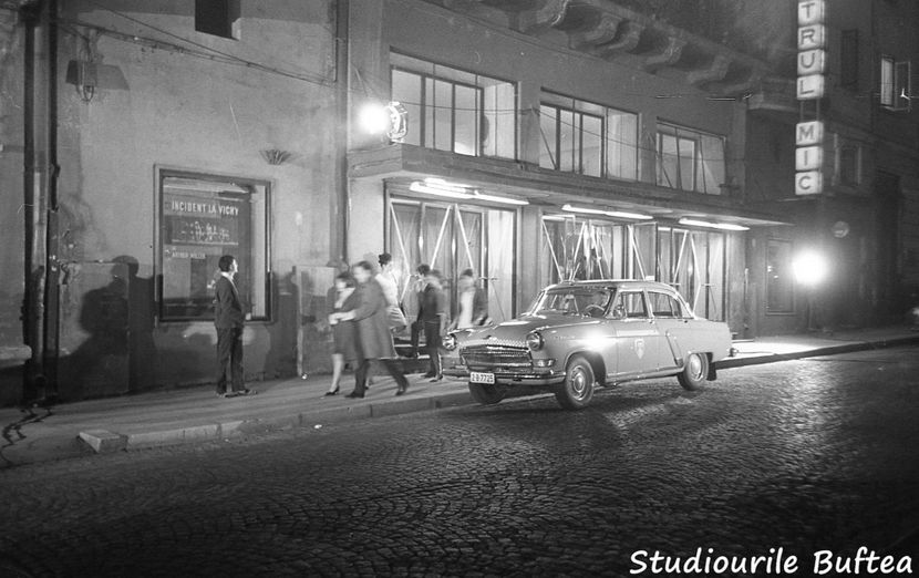 Un Film Cu O Fata Fermecatoare - Un Film Cu O Fata Fermecatoare 1966