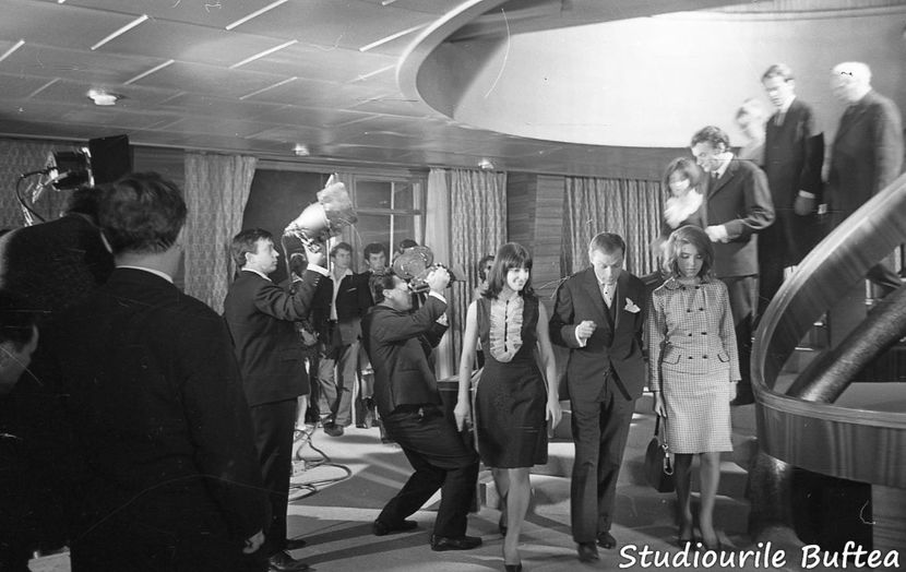 Un Film Cu O Fata Fermecatoare - Un Film Cu O Fata Fermecatoare 1966