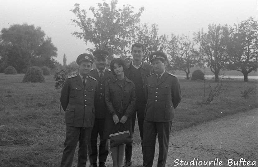 Un Film Cu O Fata Fermecatoare - Un Film Cu O Fata Fermecatoare 1966