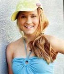  - poze cu emily osment