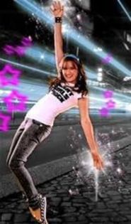 emily_osment_1201455891