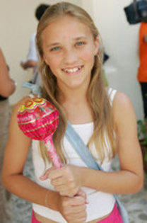 emily_osment_1212525124