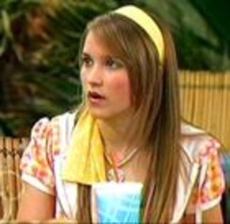 emily_osment_1220870032