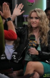 emily_osment_1257018772