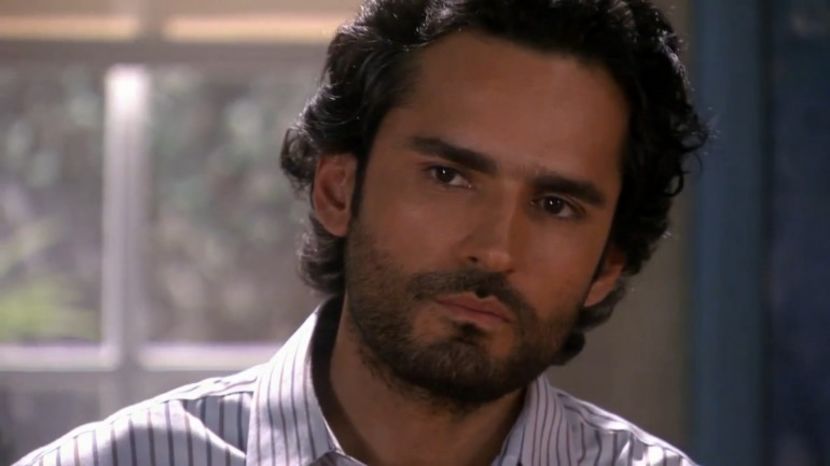 Tierra de Reyes - Telenovelas