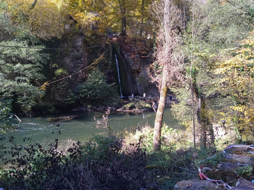 Cascada Vadu Crișului. - La Peștera Vadu Crișului