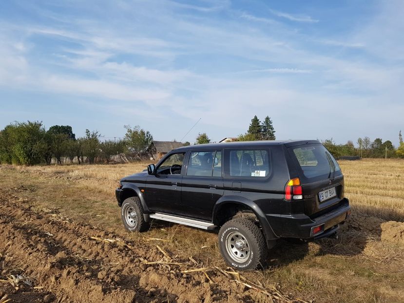 IMG-20200226-WA0005 - Mitsubishi Pajero Sport
