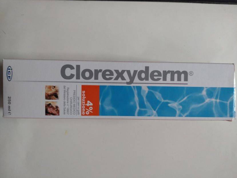 CLOREXYDERM SPRAY 250 ML 69 RON - CLOREXYDERM SPRAY 250 ML - 69 RON