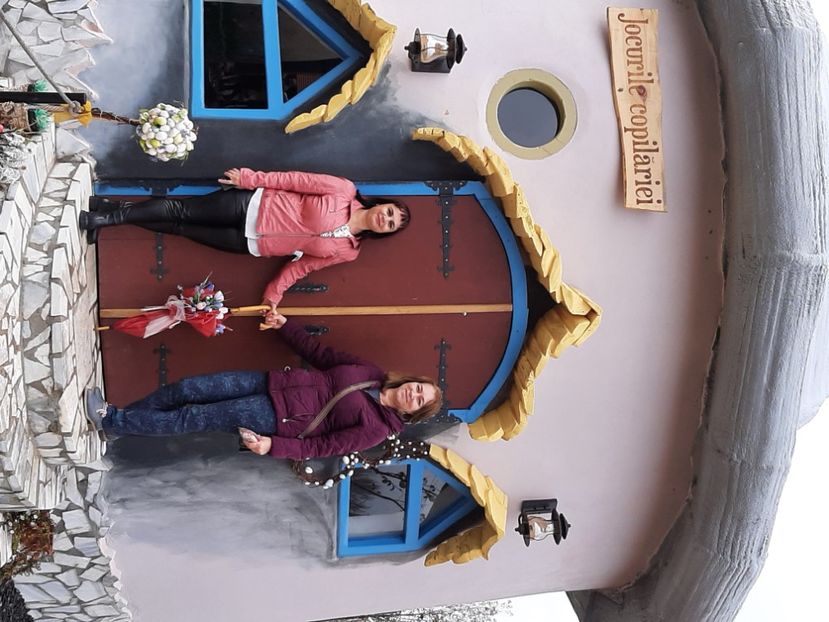  - Povestea calendarului și Castelul Zânelor din Porumbacul de Sus