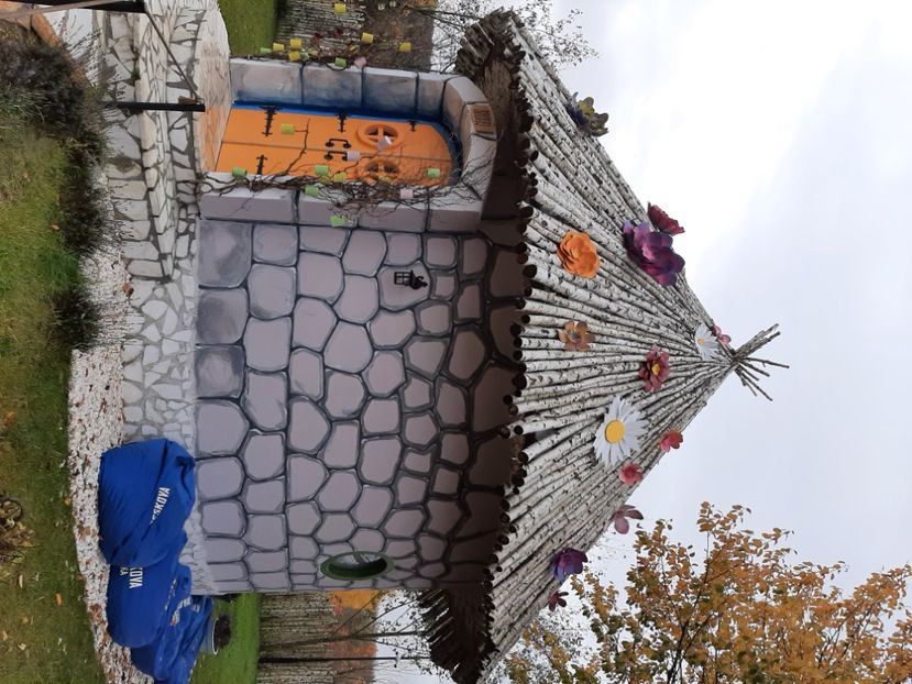  - Povestea calendarului și Castelul Zânelor din Porumbacul de Sus