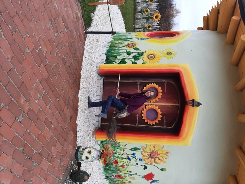  - Povestea calendarului și Castelul Zânelor din Porumbacul de Sus