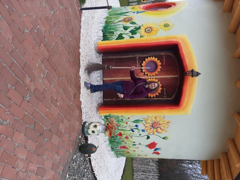  - Povestea calendarului și Castelul Zânelor din Porumbacul de Sus