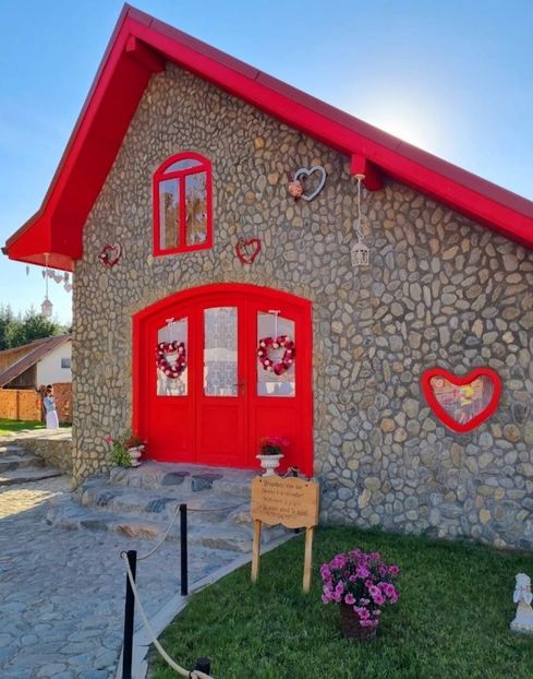  - Povestea calendarului și Castelul Zânelor din Porumbacul de Sus