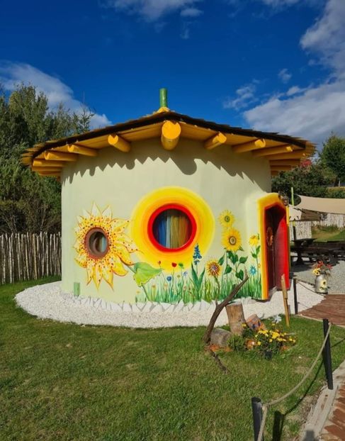  - Povestea calendarului și Castelul Zânelor din Porumbacul de Sus