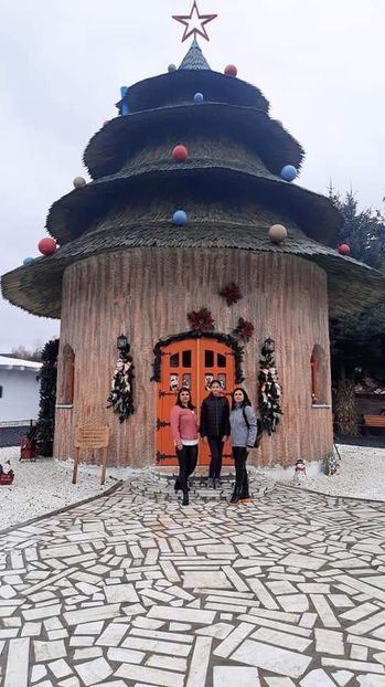  - Povestea calendarului și Castelul Zânelor din Porumbacul de Sus