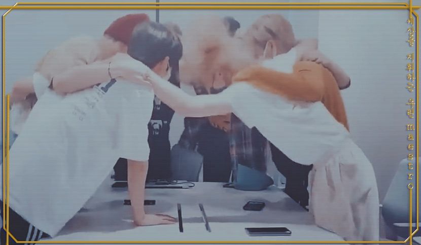 ⬑ɪ ʟɪᴋᴇ ᴛʜᴇ ᴠɪᴇᴡ ʀɪɢʜᴛ ɴᴏᴡ‧͙⁺˚»⁵²⁶⌢₀₈.₁₁.₂₁ - stray kids_____world domination