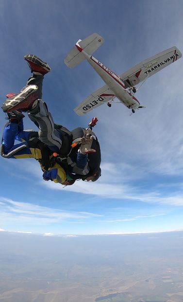 GH019649 2238 - skydive