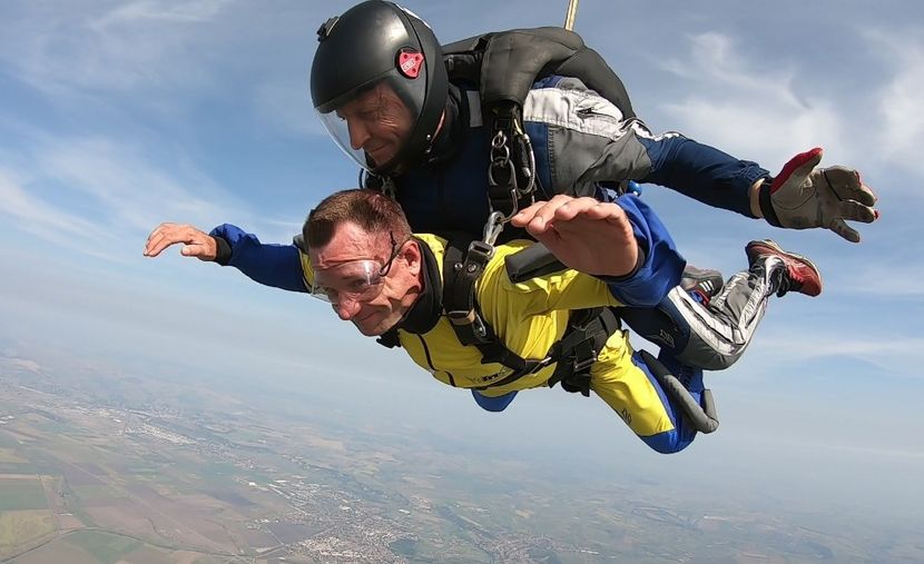 GH019649 4078 - skydive