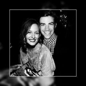|OUT| @lovedelenaxoxo Grant Gustin + Leighton Meester. - 16 missed calls l NOMINALIZARI