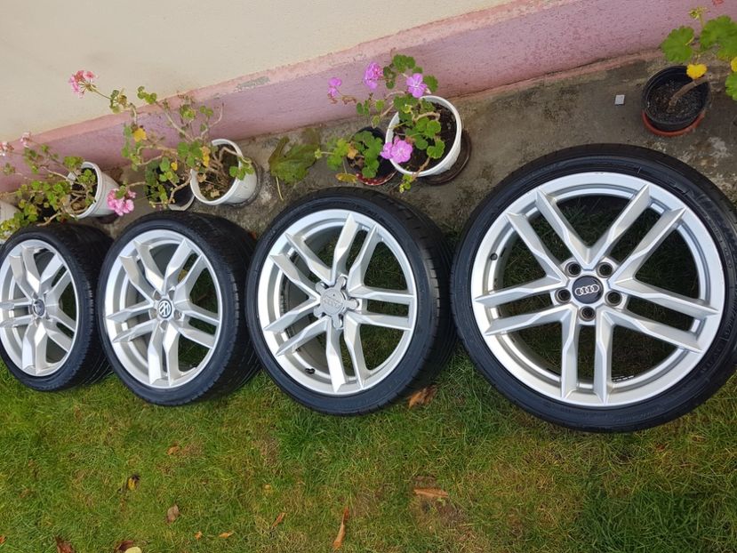  - De vinzare jante aliaj si anvelope
