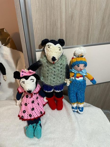 IMG-20211109-WA0005 - Haine și jucării lucrate manual