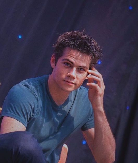 07931b13db6cfa81ffdef18e861db5ec - Dylan Obrien