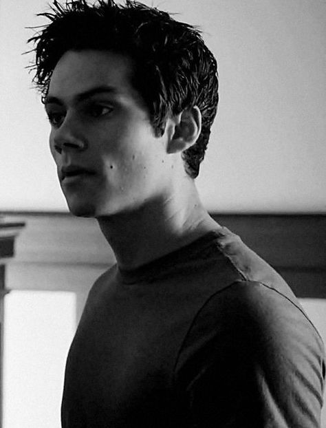 9faef3cd02654bd4e1b7a7048817b8cc - Dylan Obrien