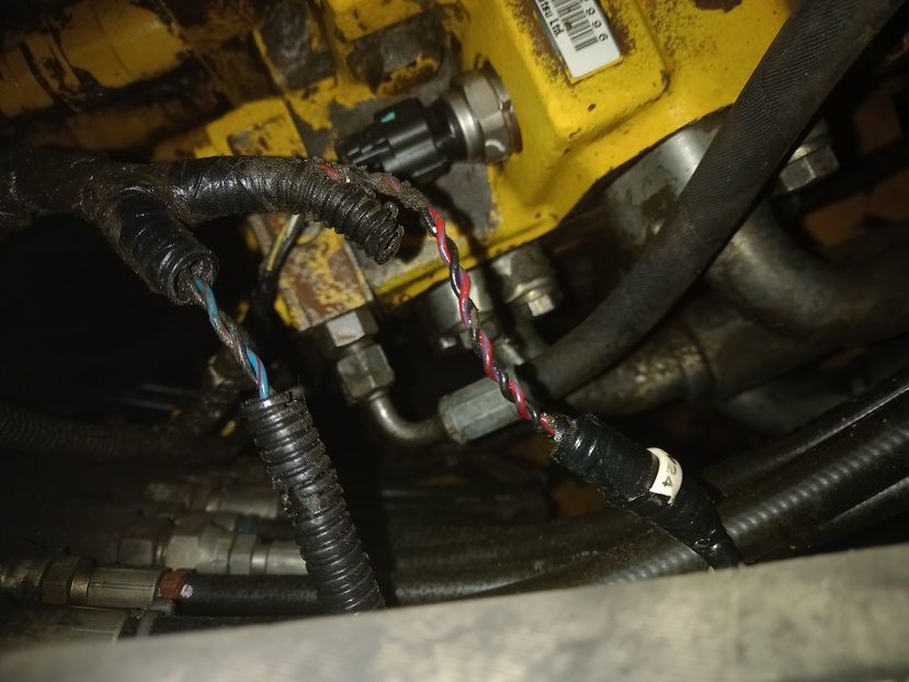 Komatsu - Reparatii Pompe Hidraulice