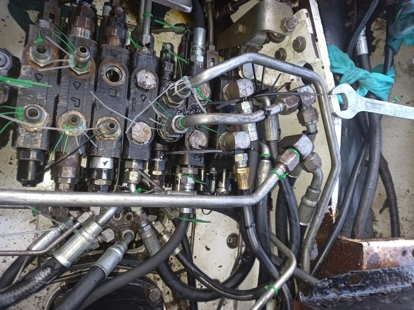 Bobcat Reparatii - Reparatii Pompe Hidraulice