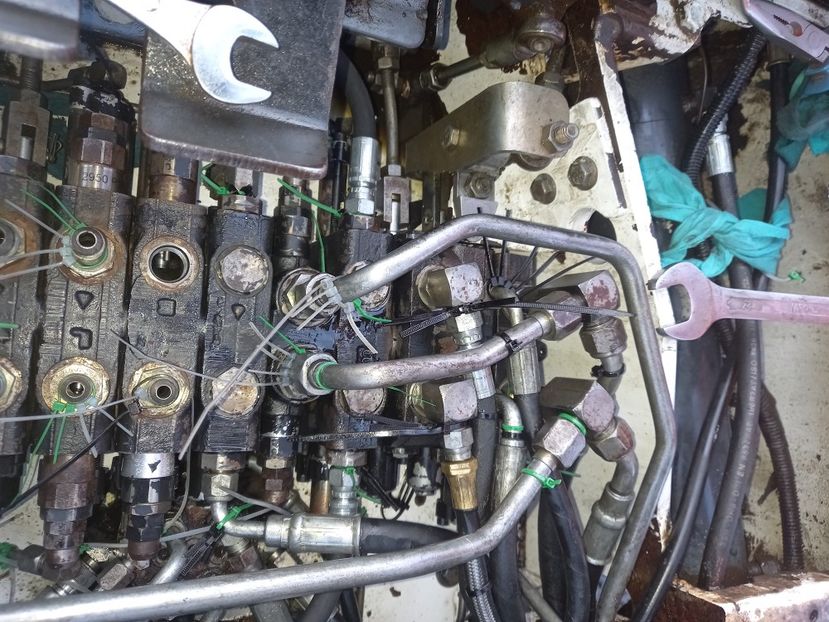 Reparatii Hidraulice BOBCAT - Reparatii Pompe Hidraulice