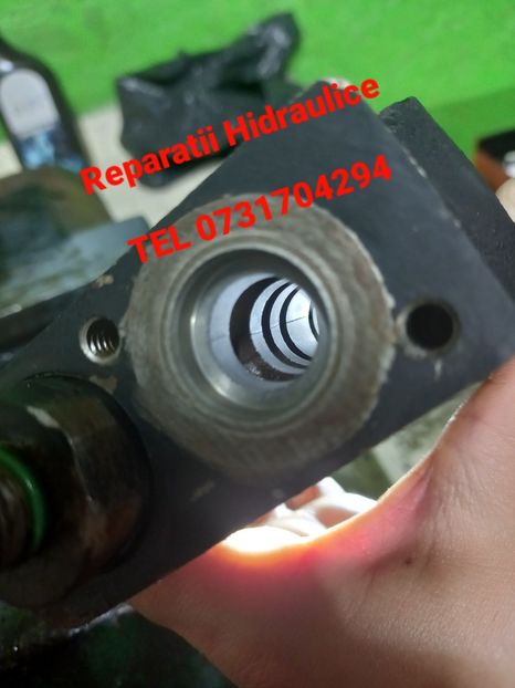 Reparatii Distribuitoare - Reparatii Pompe Hidraulice