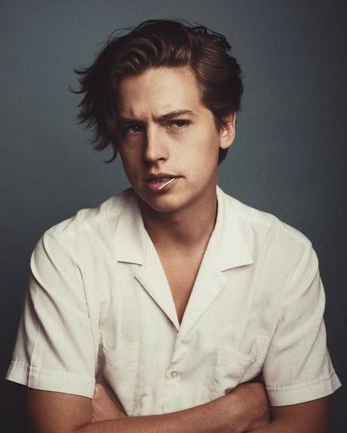 bf15a56823a4d248784ed563296acff3 - Cole Sprouse