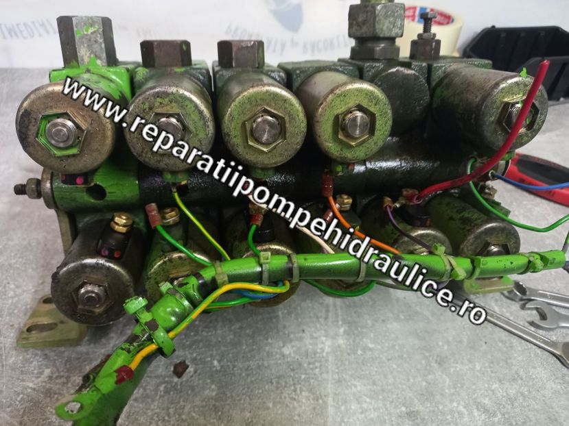 Revizie DISTRIBUITOARE - Mentenanță Utilaje