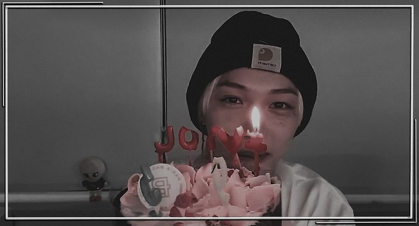 ⅹⅽⅴⅰⅰ⤾²⁰ˑ¹²ˑ²¹행복이⤑ʜᴀᴘᴘɪɴᴇss ɪs ғᴇʟɪx☀ - felix__worlddoesntmatterumatter