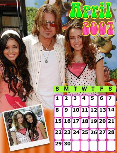 31820215_o - Calendare cu Miley si Hannah