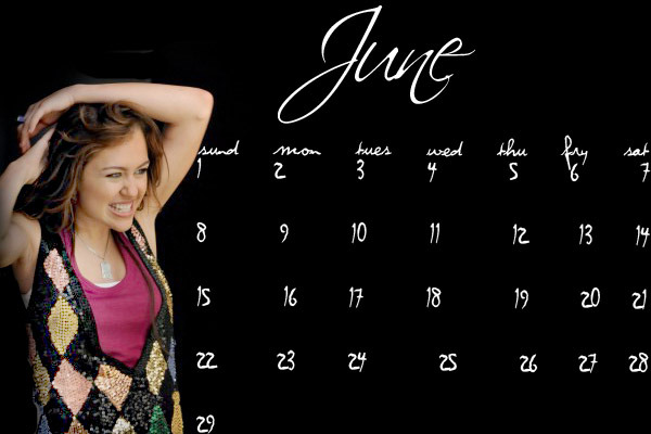 miley-cyrus-dot_com-calendars-jakyxx-000003 - Calendare cu Miley si Hannah