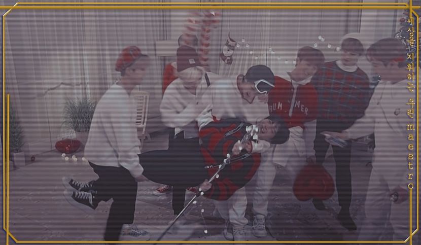 ⬑ɪ ʟɪᴋᴇ ᴛʜᴇ ᴠɪᴇᴡ ʀɪɢʜᴛ ɴᴏᴡ‧͙⁺˚»⁵⁸³⌢₀₄.₀₁.₂₂ - stray kids_____world domination