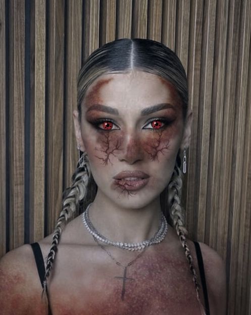 29D28031-59F4-4CBB-B9BB-36076FF64C22 - 001 Alina aaa P