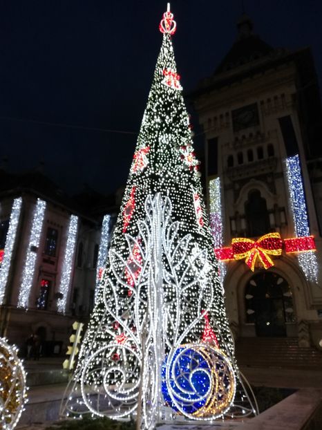  - Târgu de Craciun